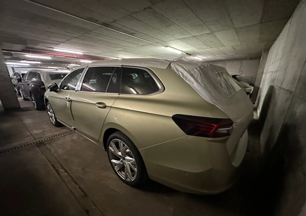 Skoda Superb cena 227050 przebieg: 10, rok produkcji 2024 z Chęciny małe 301